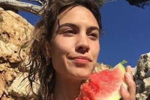盲人被撞事件大反转！网红摆拍博取同情内幕被扒二人直接刑拘