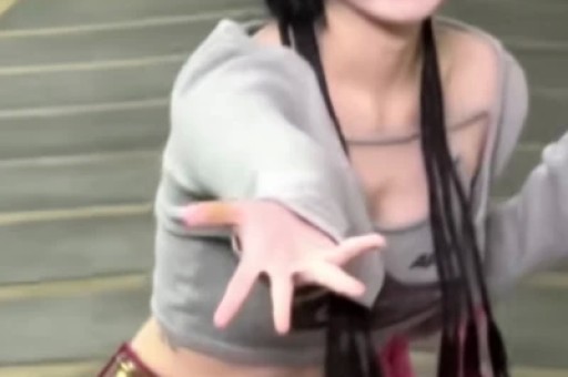 斗鱼女主播忘关摄像头私密画面流出！虚假人设彻底翻车